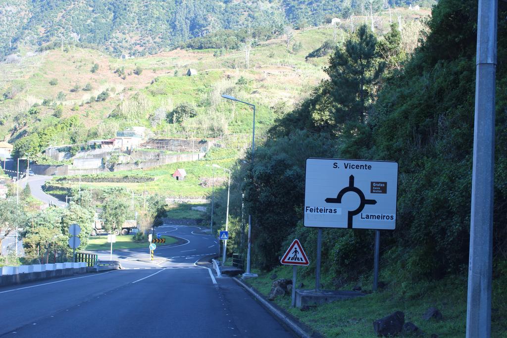 Lameiros Cottage São Vicente الغرفة الصورة